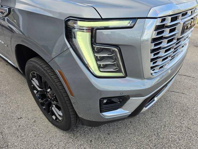 New 2026 GMC Yukon XL Denali w/ Sun & Power Step Package AWD/4WD image 9