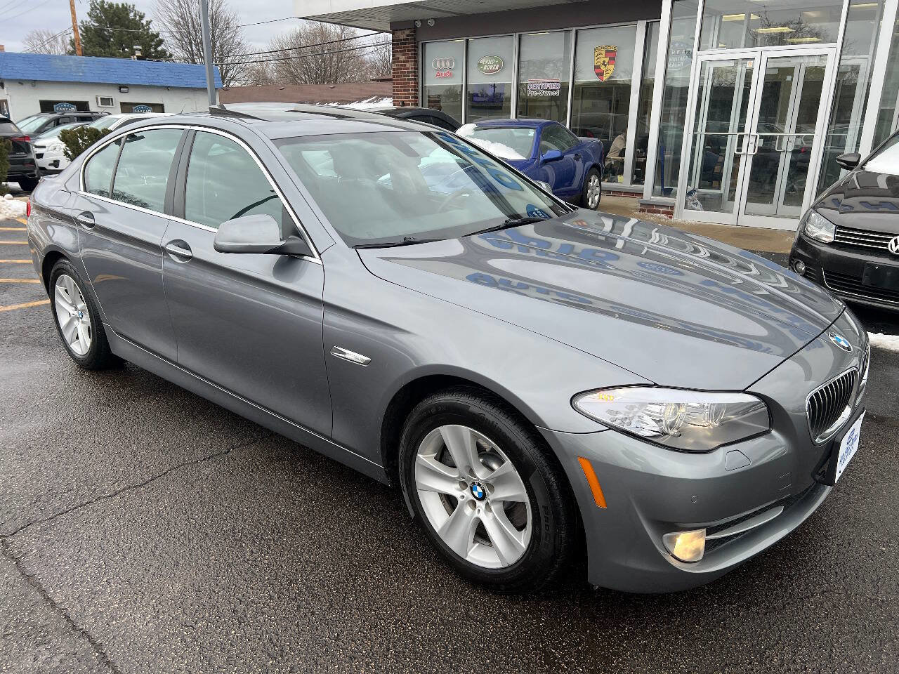 Used 2013 BMW 528i xDrive Sedan image 4