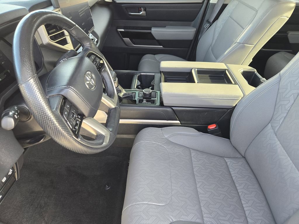 Used 2024 Toyota Tundra Limited image 15