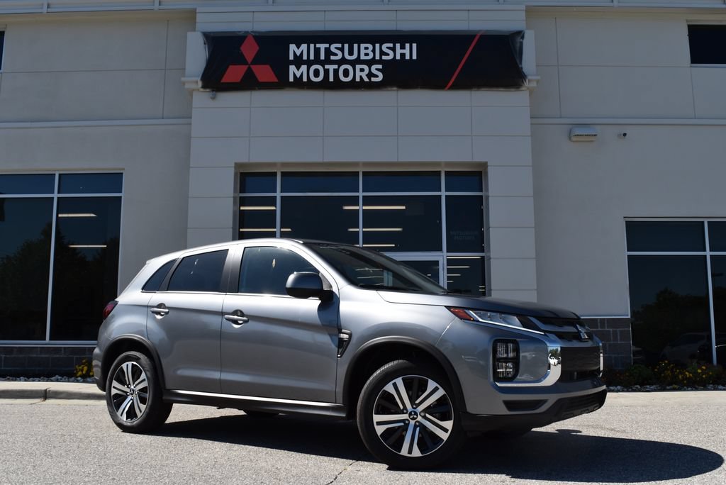 New 2027 Mitsubishi Outlander Sport ES