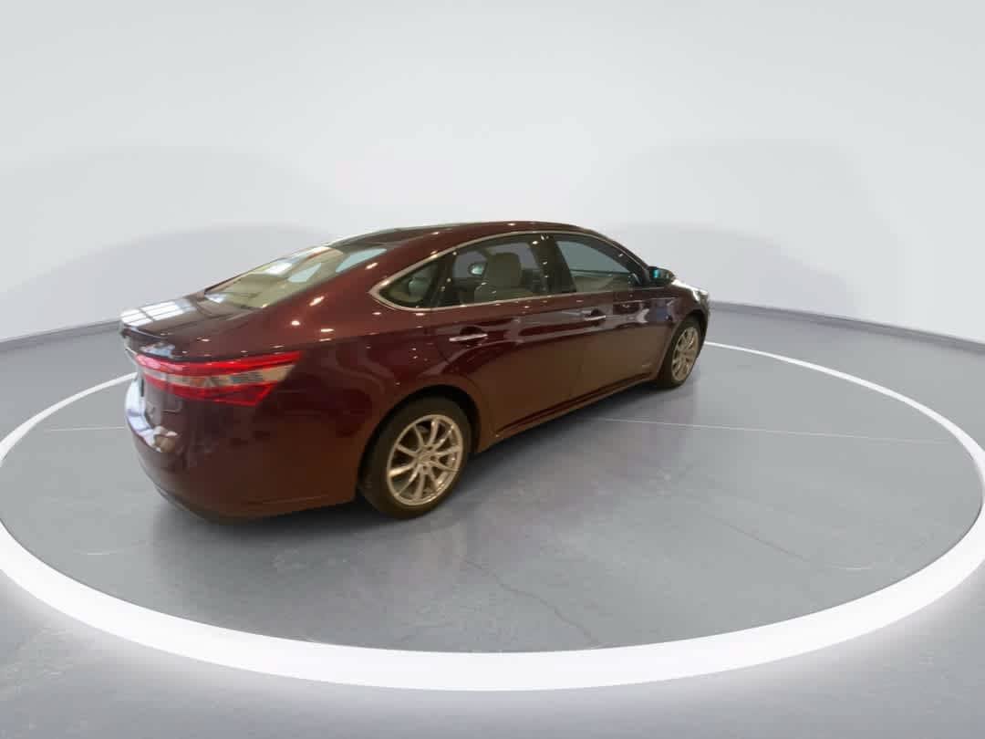 Used 2013 Toyota Avalon XLE Premium FWD image 8