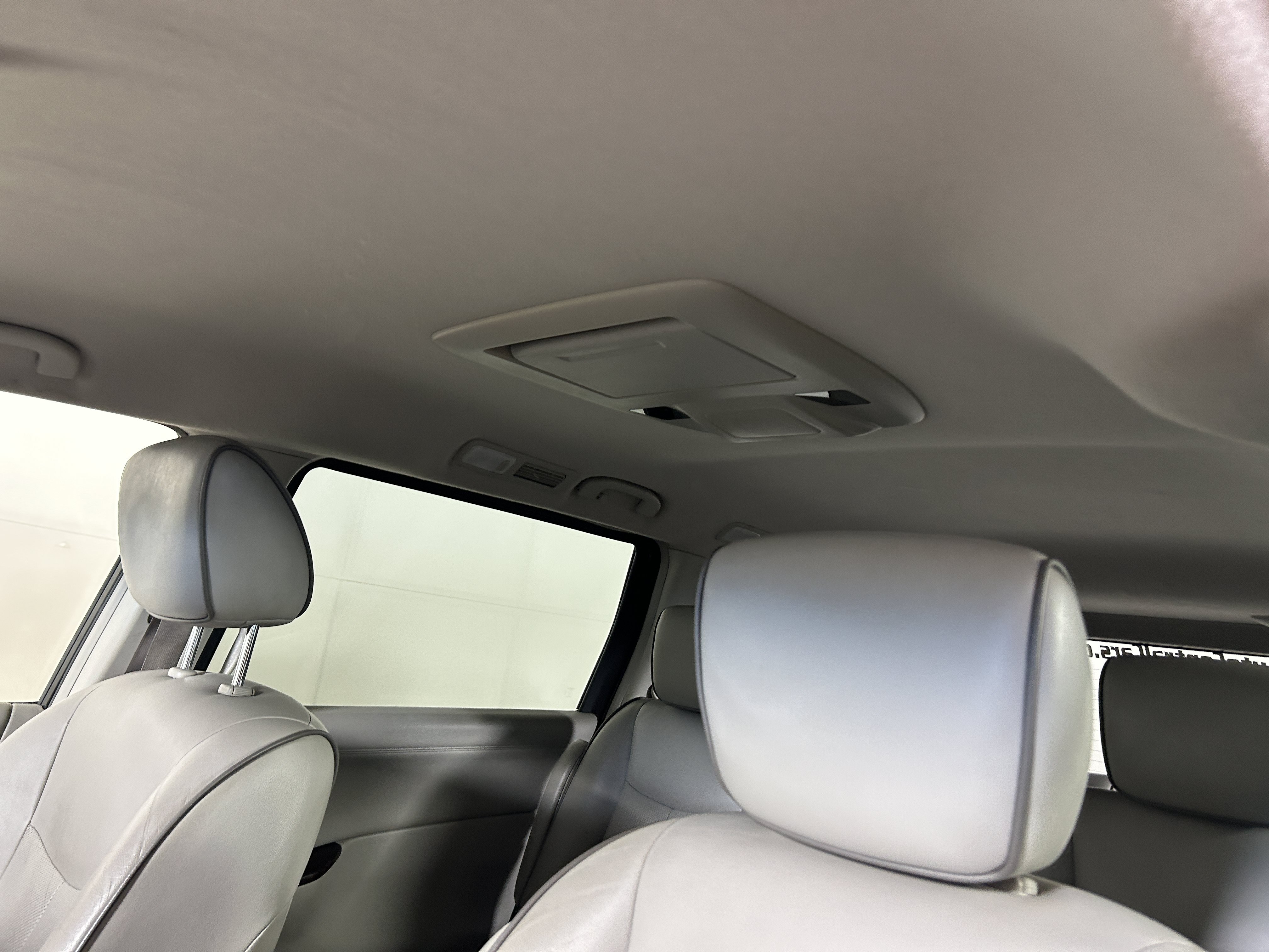 Used 2012 Nissan Quest SL FWD image 11