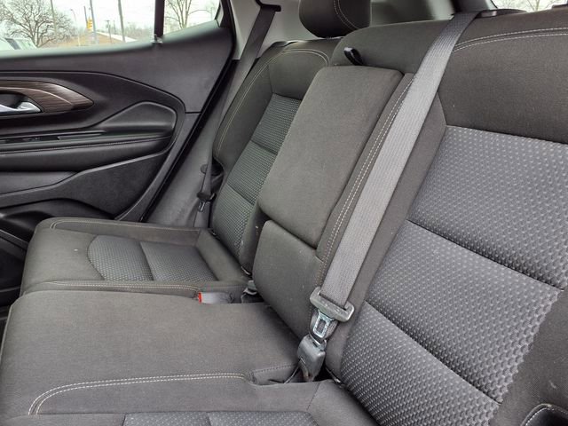 Used 2024 GMC Terrain SLE image 6