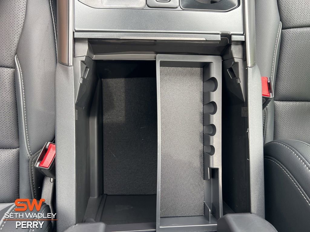 New 2025 Ford F150 Lariat w/ Equipment Group 502A High image 28