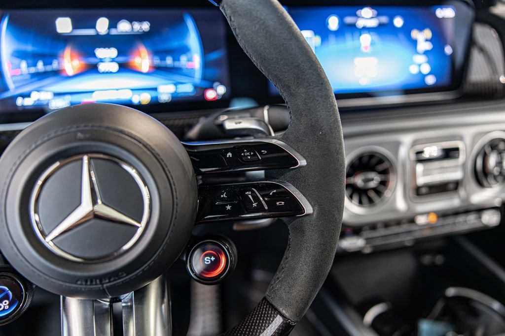 Used 2025 Mercedes-Benz G 63 AMG 4MATIC image 26