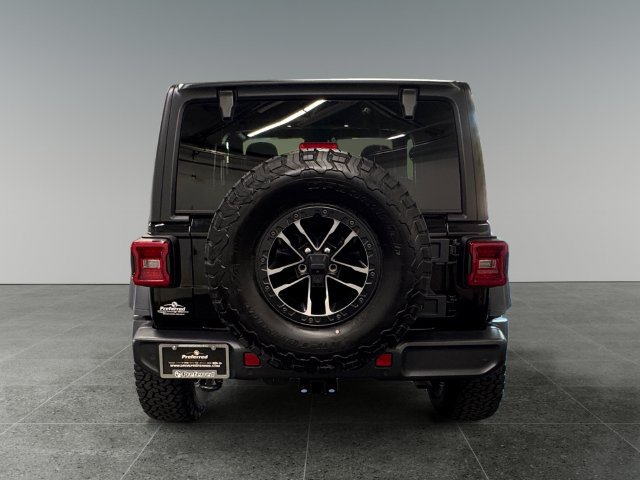 Used 2025 Jeep Wrangler Sport AWD/4WD image 26