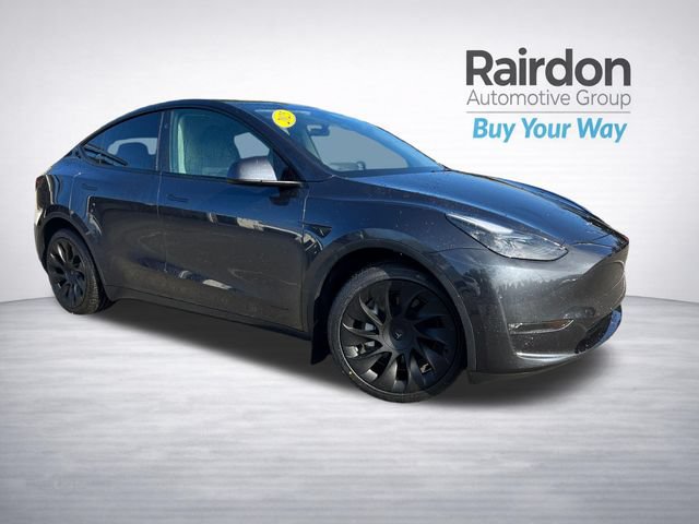 Used 2025 Tesla Model Y Long Range AWD/4WD image 1
