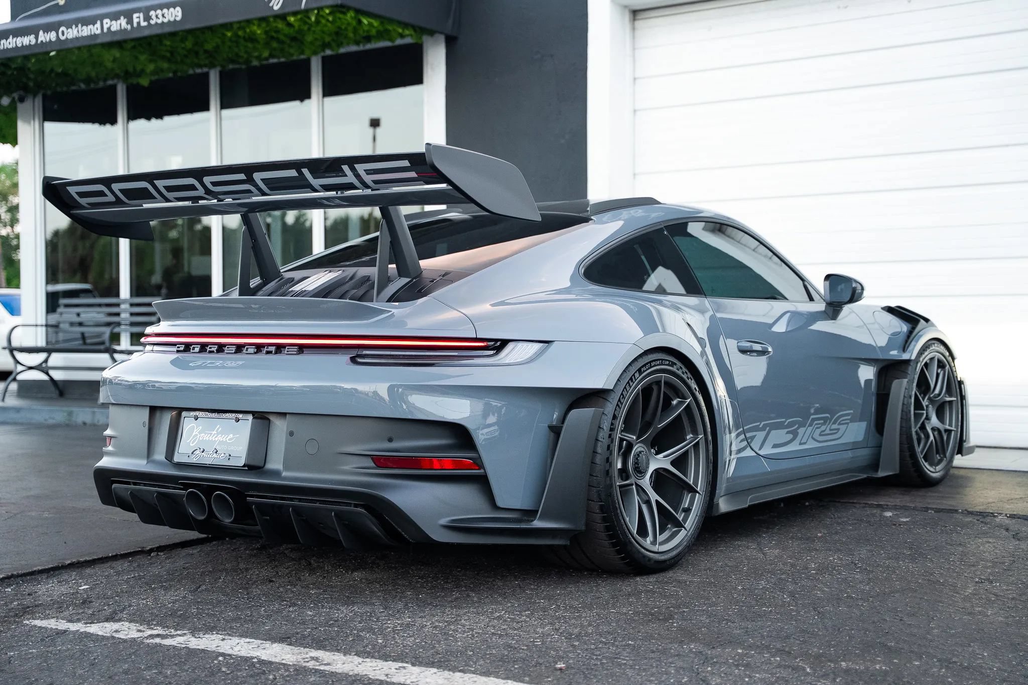 Used 2024 Porsche 911 GT3 RS RWD image 4