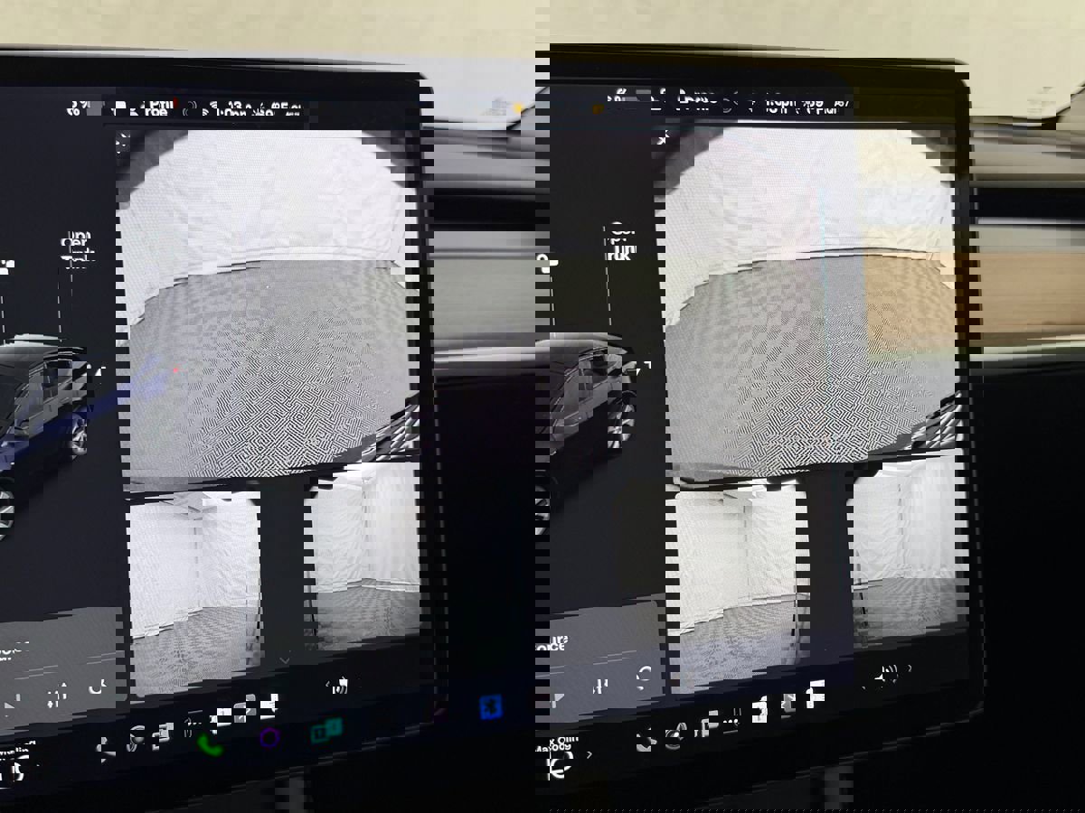 Used 2021 Tesla Model Y Long Range image 18