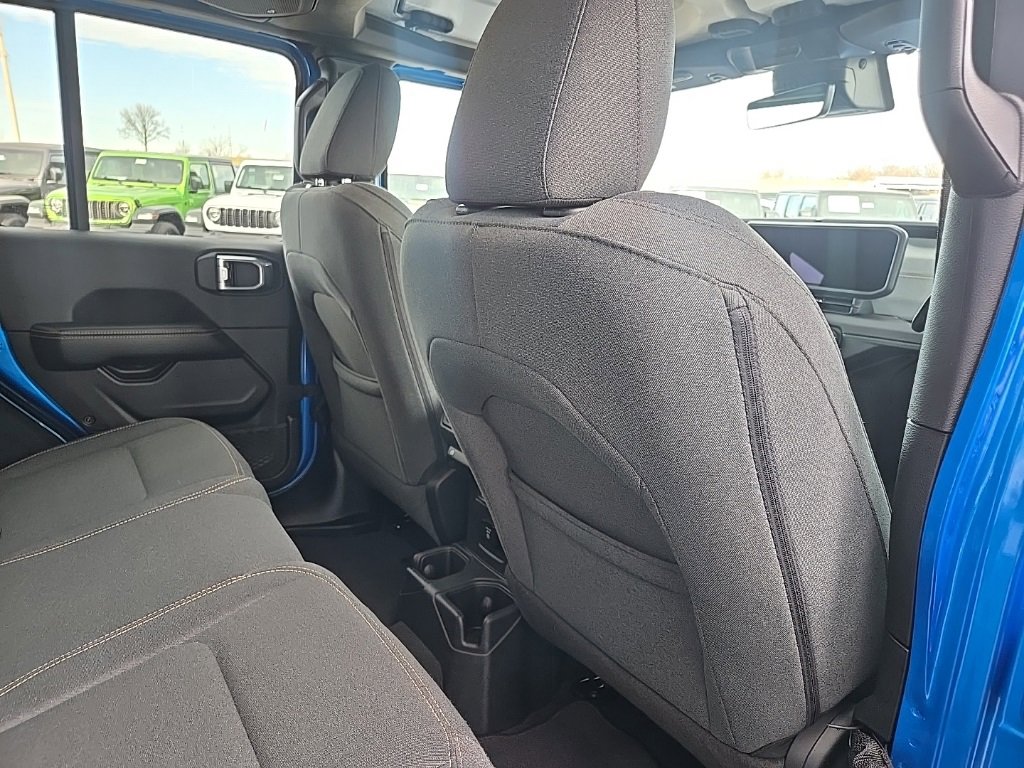 Used 2024 Jeep Wrangler Sahara w/ Technology Group image 81