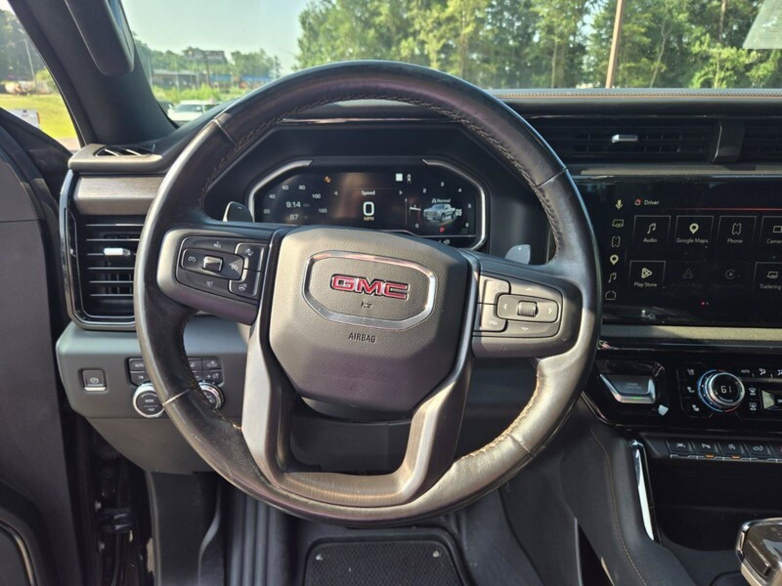 Used 2022 GMC Sierra 1500 AT4 w/ AT4 Premium Package AWD/4WD image 9