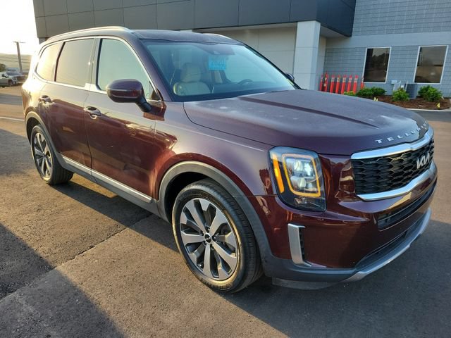 Used 2022 Kia Telluride EX w/ EX Premium Package