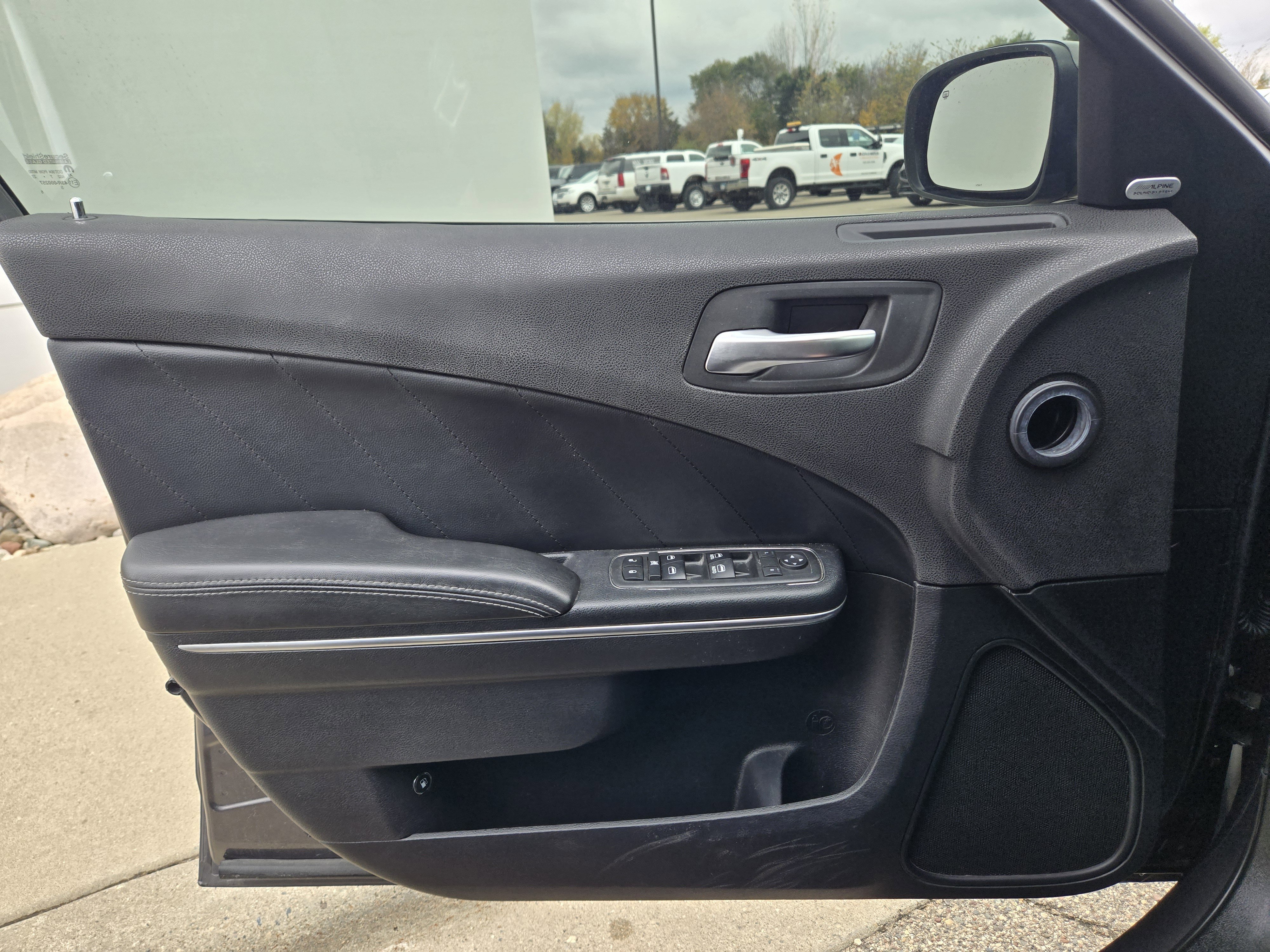 Used 2018 Dodge Charger R/T image 21