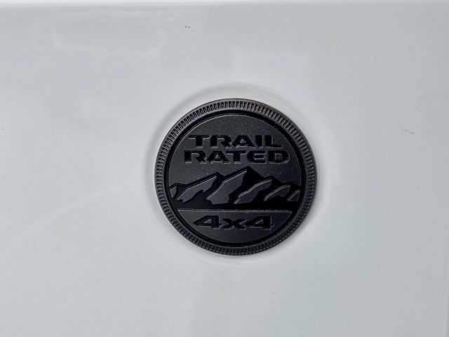 New 2026 Jeep Wrangler Unlimited Sahara AWD/4WD image 32