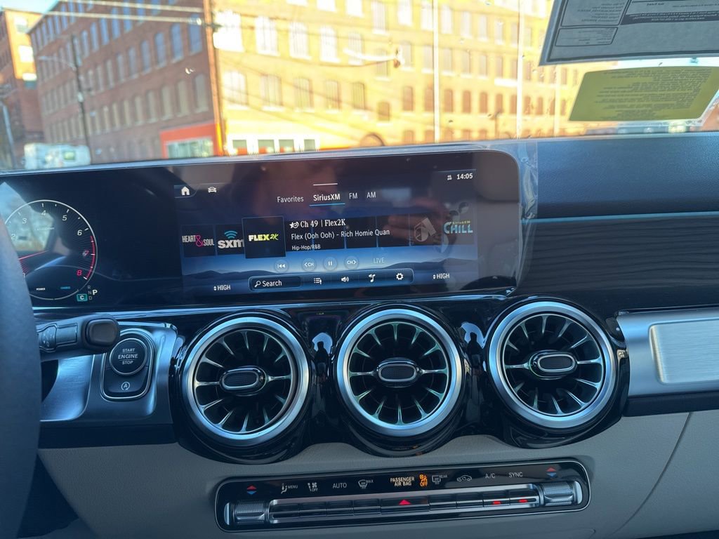 New 2026 Mercedes-Benz GLB 250 4MATIC image 33