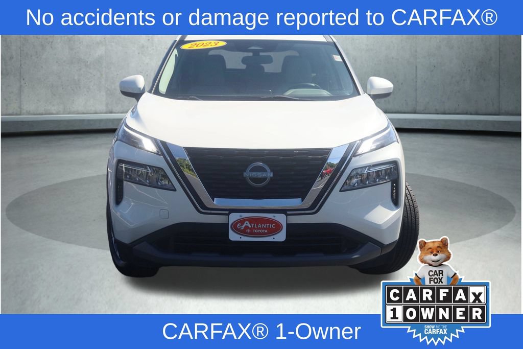 Used 2023 Nissan Rogue SV AWD/4WD image 2
