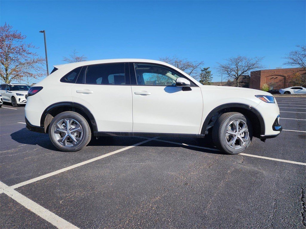 Used 2025 Honda HR-V EX-L image 17