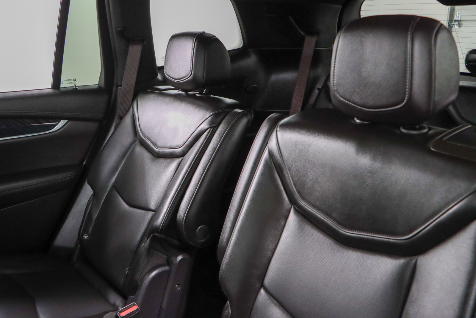 Used 2022 Cadillac XT6 Premium Luxury image 27