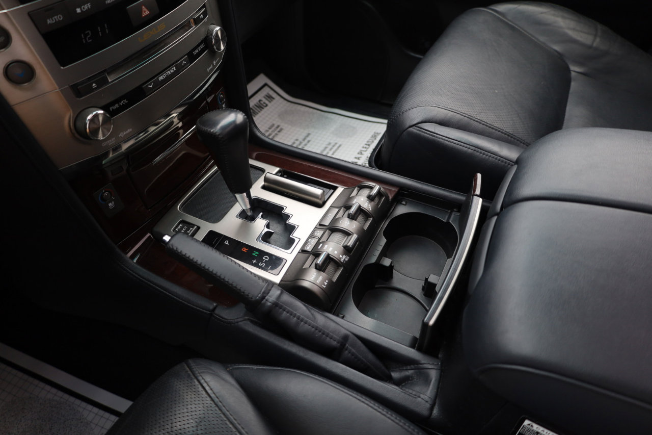 Used 2013 Lexus LX 570 4WD image 11