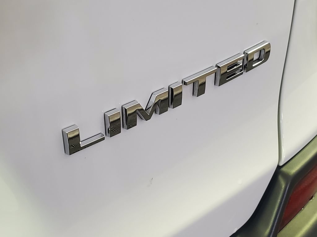 Used 2020 Jeep Cherokee Limited AWD/4WD image 33
