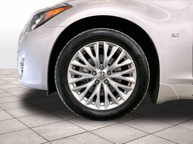Used 2019 INFINITI Q70 L 3.7 AWD/4WD image 8