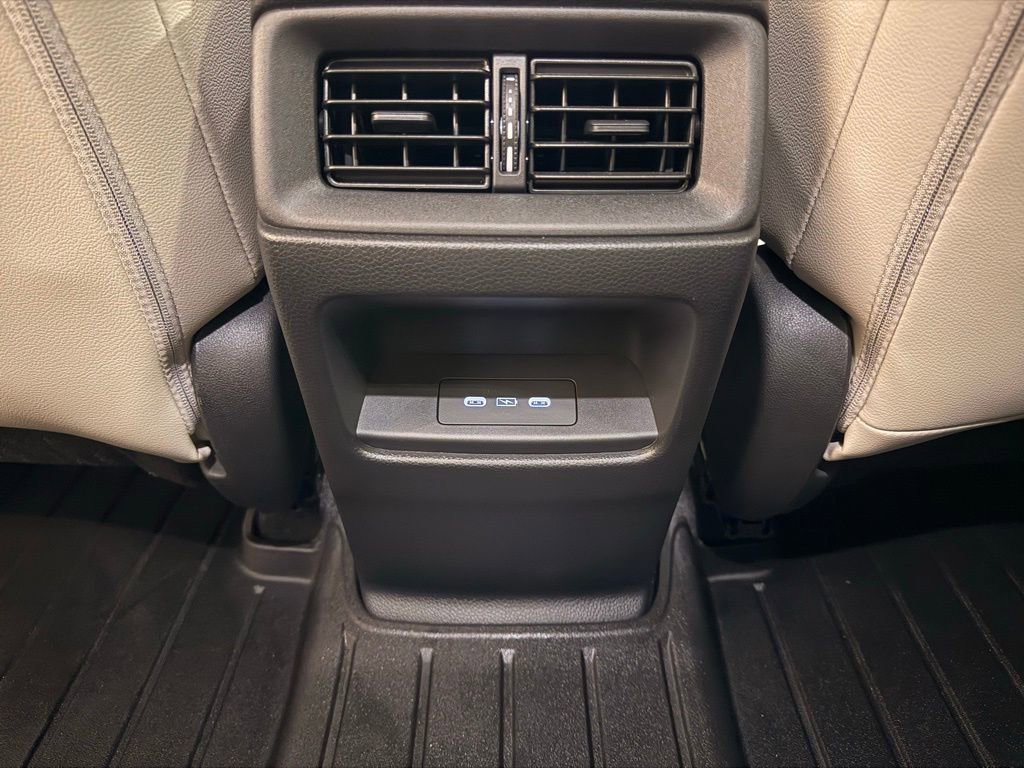 Used 2024 Honda CR-V EX-L image 32