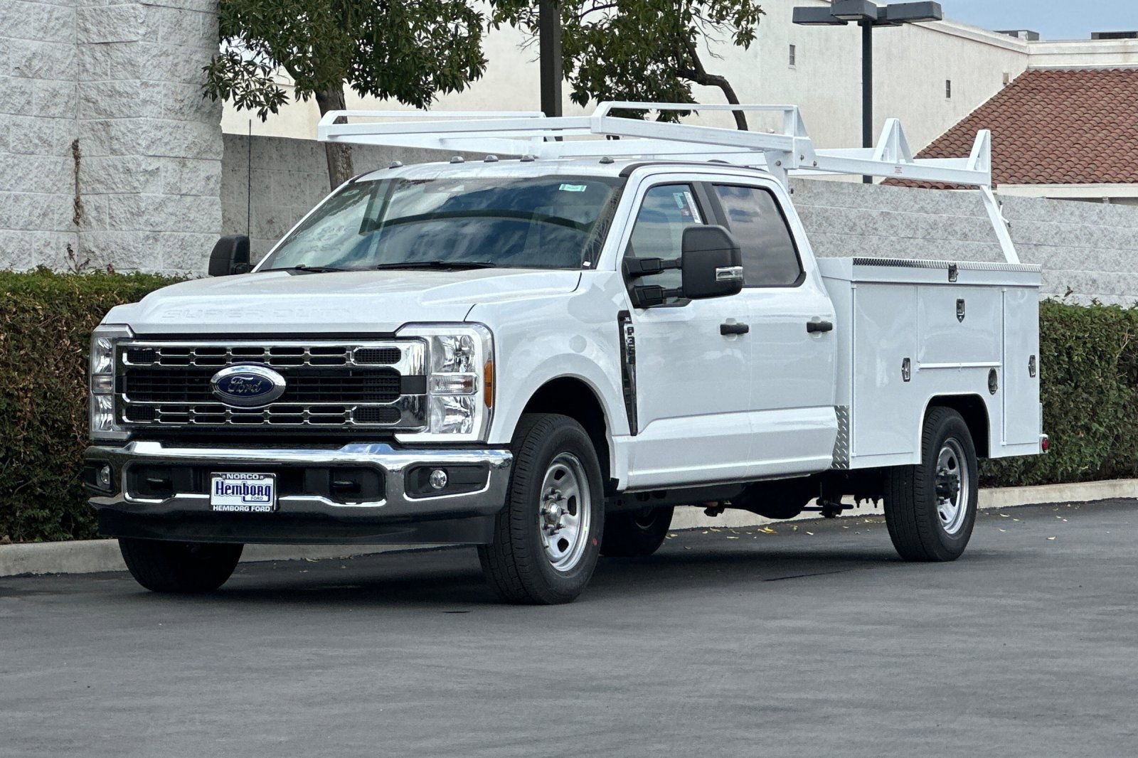 New 2026 Ford F350 XL w/ XL Chrome Package image 8