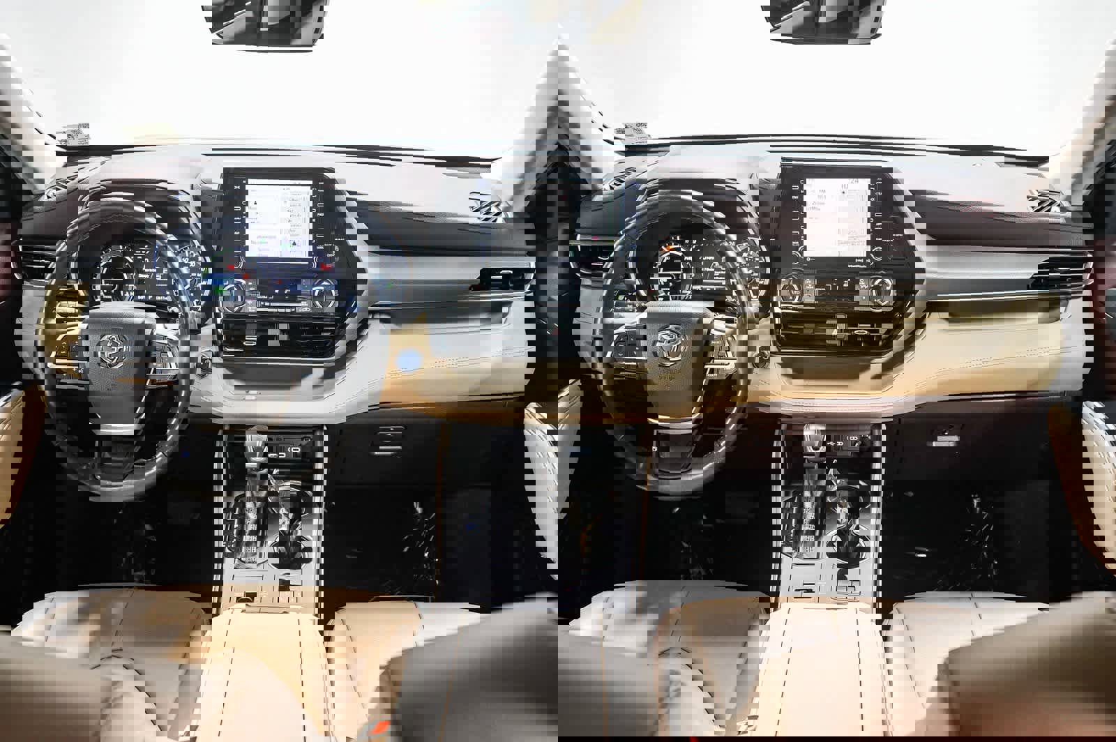 Used 2022 Toyota Highlander XLE image 10