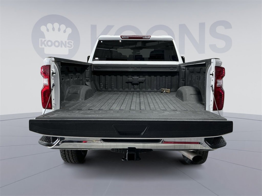 Used 2024 Chevrolet Silverado 2500 LT image 30