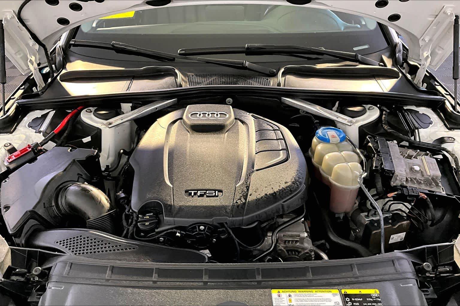 Used 2018 Audi A4 2.0T Premium w/ Convenience Package AWD/4WD image 30