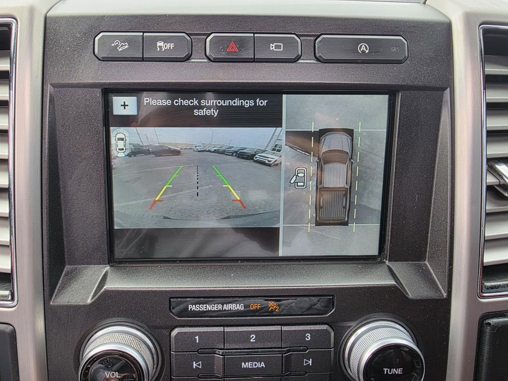 Used 2018 Ford F150 Platinum w/ Equipment Group 701A Luxury image 20