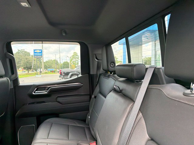 Used 2023 Chevrolet Silverado 1500 LTZ w/ LTZ Convenience Package II RWD image 8