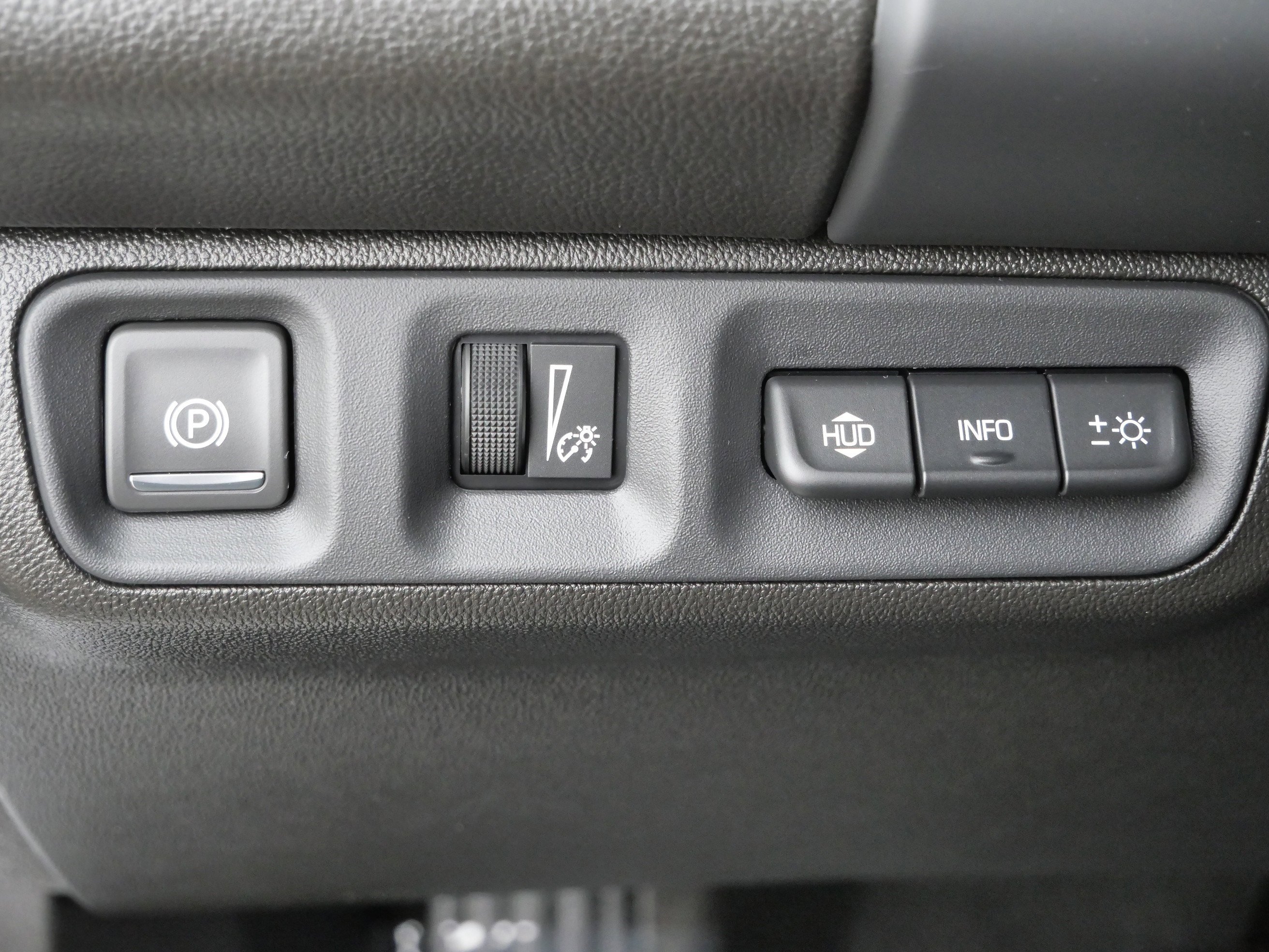 Used 2022 GMC Acadia SLT w/ Elevation Edition image 21