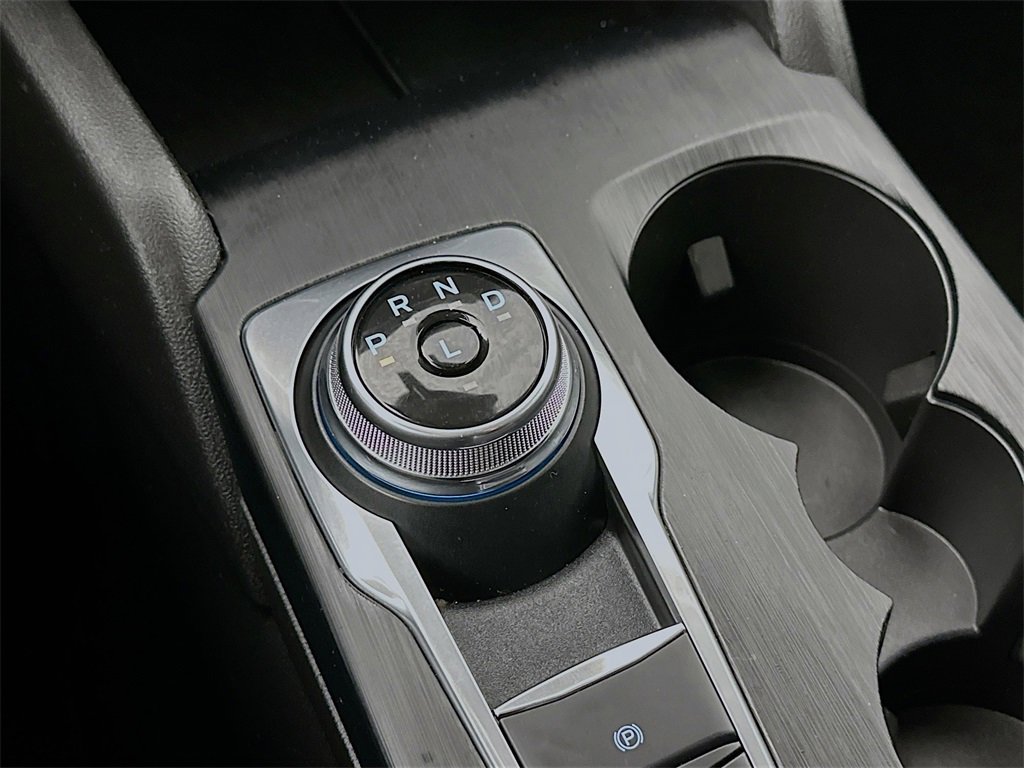 Used 2025 Ford Escape Active image 17