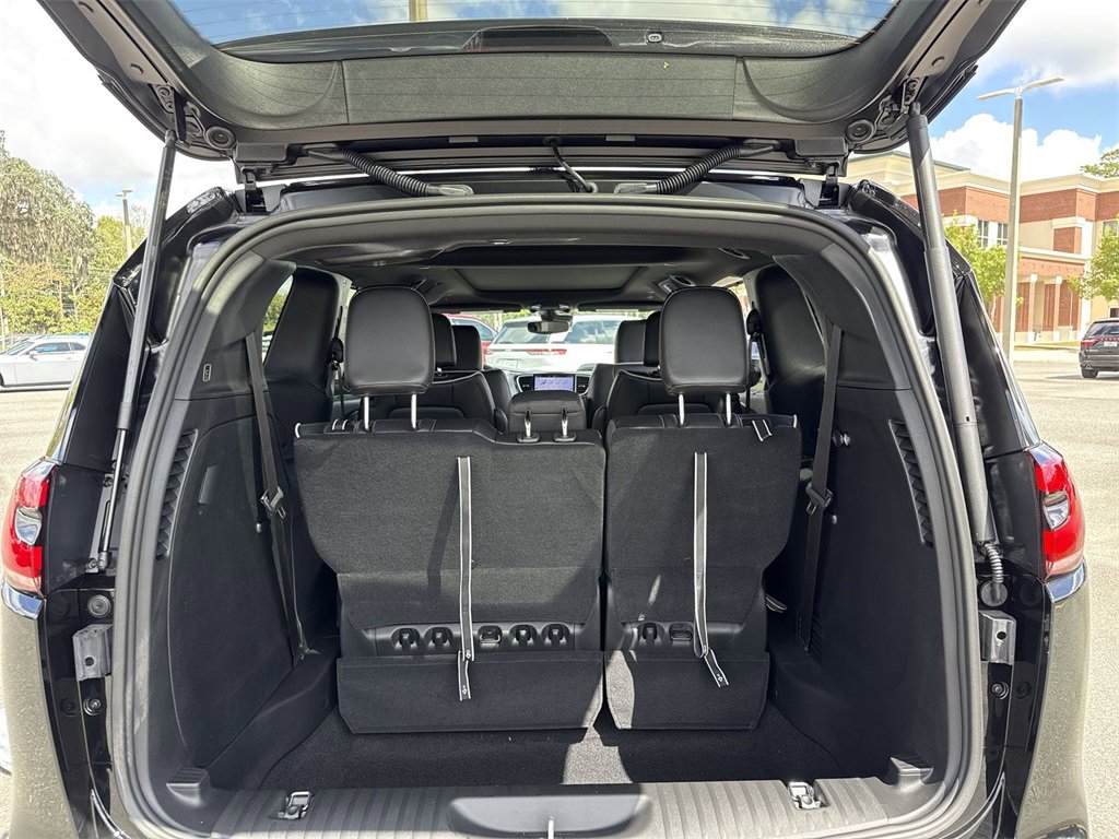 New 2026 Chrysler Pacifica Limited w/ S Appearance Package image 31