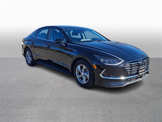 Used 2023 Hyundai Sonata SE w/ Preferred Accessory Package image 3