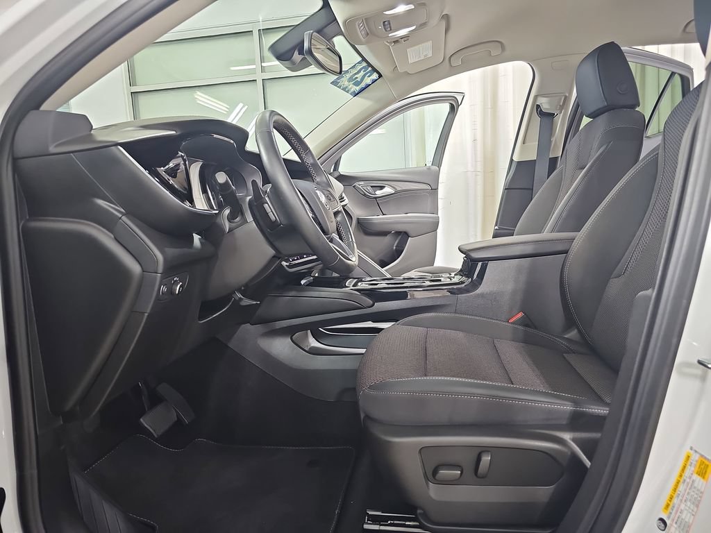 Certified 2023 Buick Envision Preferred FWD image 19