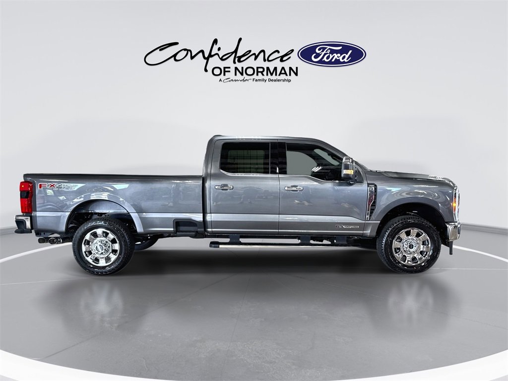 New 2026 Ford F350 Lariat w/ Lariat Premium Package image 10