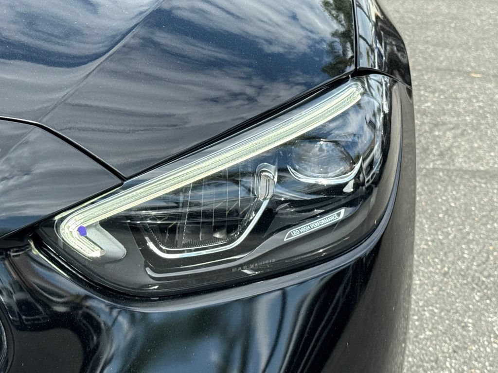 Used 2022 Mercedes-Benz C 300 Sedan image 15