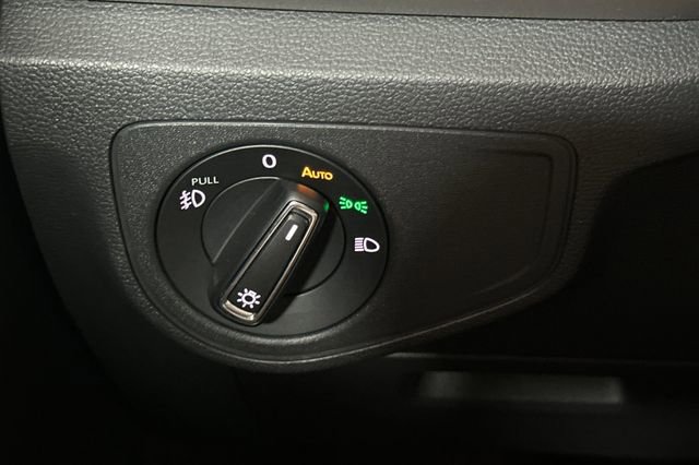 Used 2020 Volkswagen Atlas SE w/ Towing Package FWD image 33