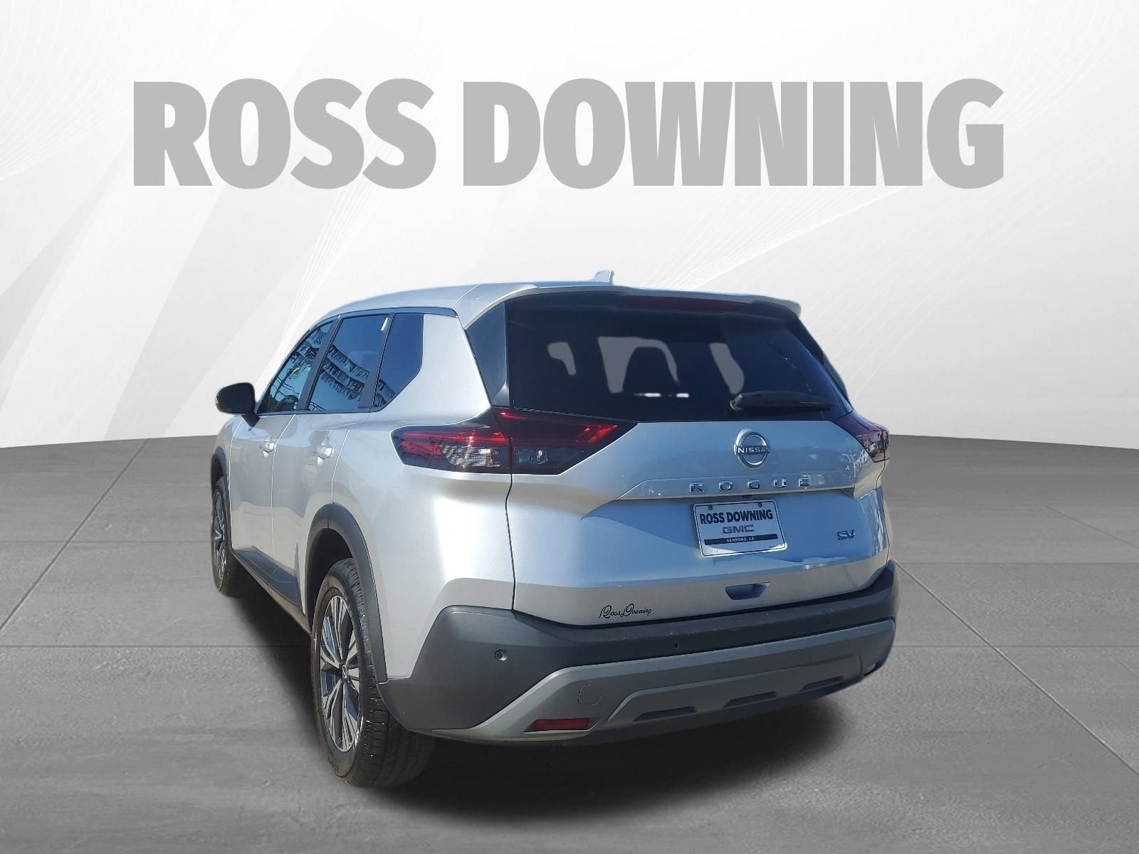 Used 2023 Nissan Rogue SV image 7