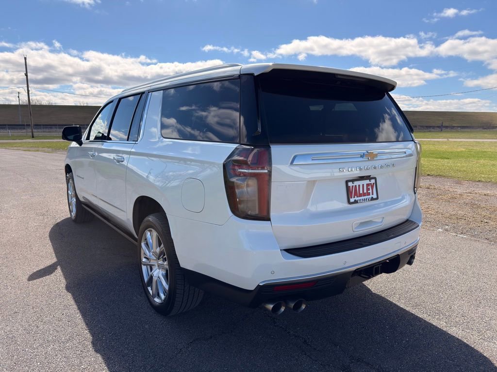 Used 2022 Chevrolet Suburban High Country w/ LPO, Illumination Package image 8