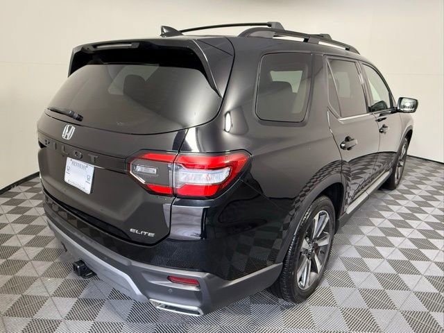 Used 2024 Honda Pilot Elite image 6