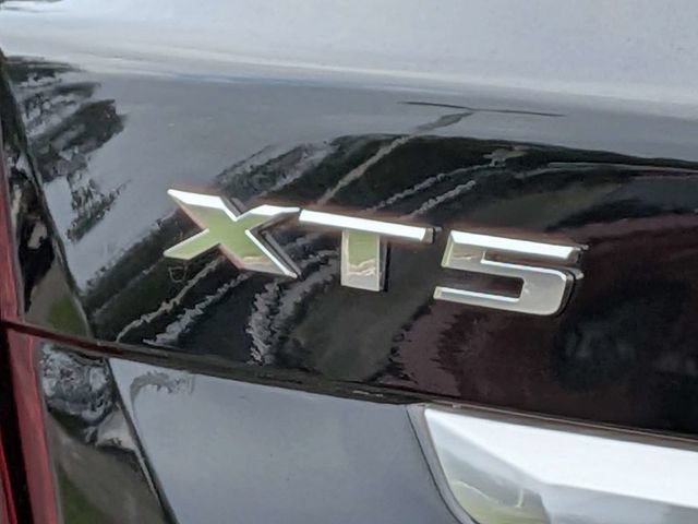 Certified 2024 Cadillac XT5 Premium Luxury FWD image 12