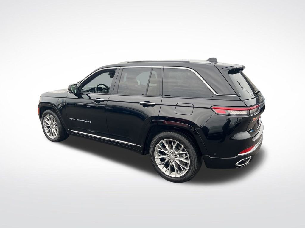 Used 2022 Jeep Grand Cherokee Summit w/ Advanced Protech Group IV image 50