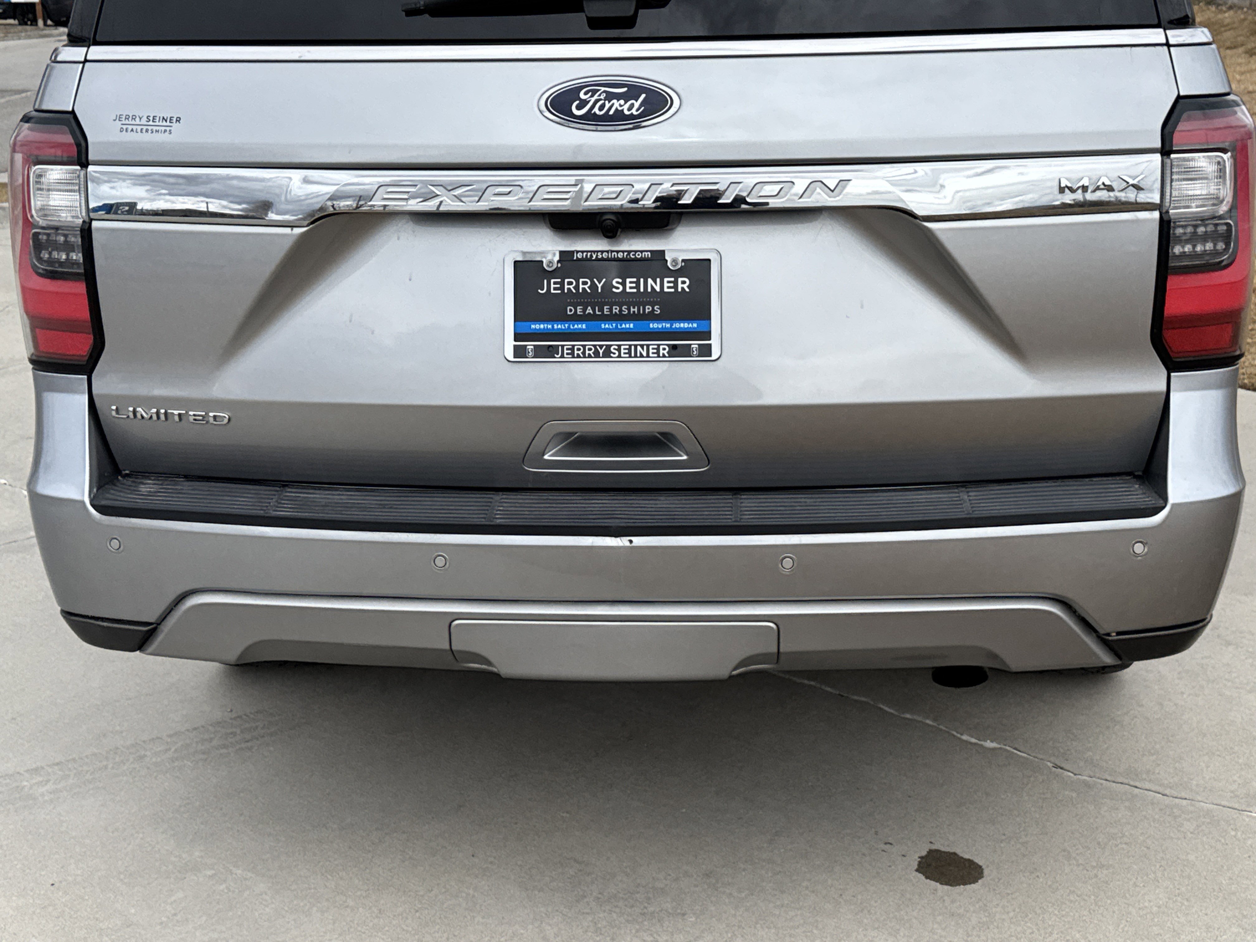 Used 2021 Ford Expedition Max Limited image 13