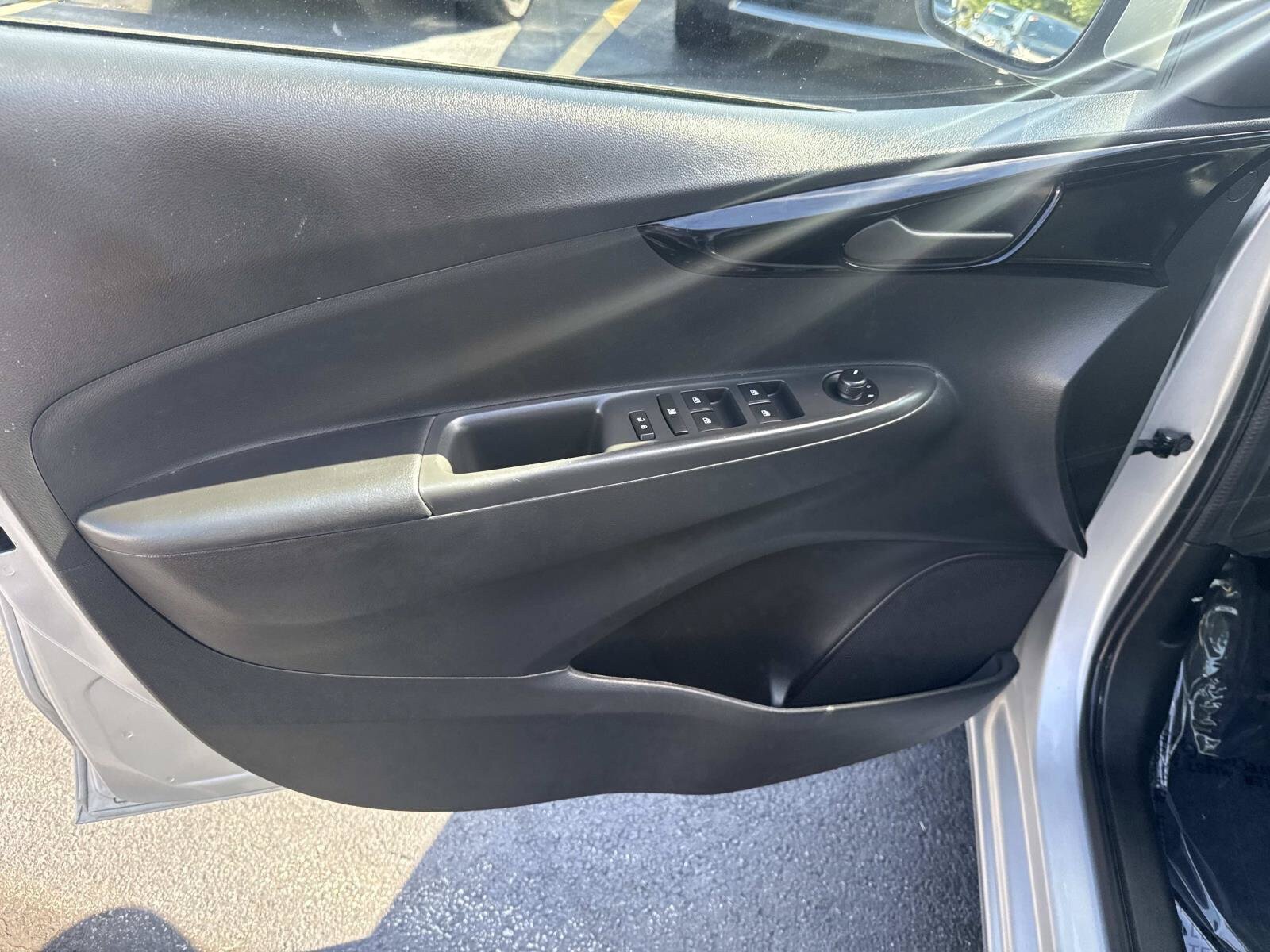 Used 2022 Chevrolet Spark LT FWD image 18