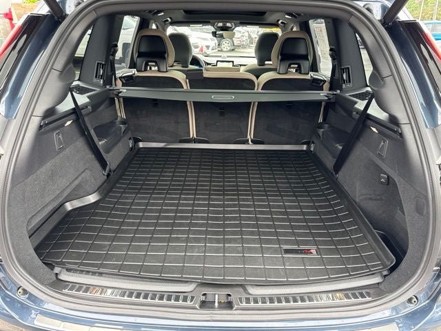 Used 2025 Volvo XC90 B6 Ultra w/ Protection Package Premier AWD/4WD image 20