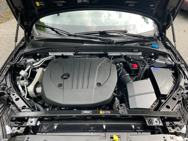 Certified 2024 Volvo S60 B5 Plus w/ Climate Package FWD image 26