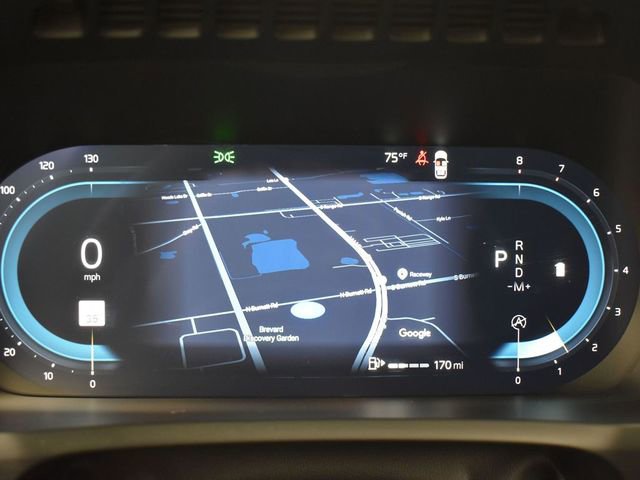 Used 2025 Volvo XC90 B5 Plus w/ Protection Package Premier image 18